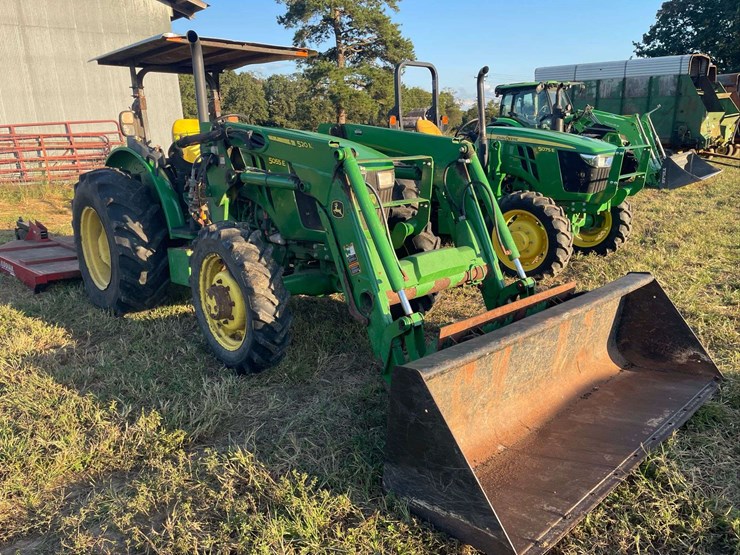 2018-john-deere-5055e-image-2