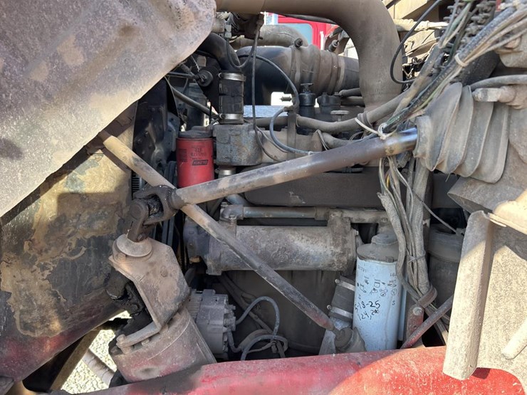 1993-mack-dm690s-image-47