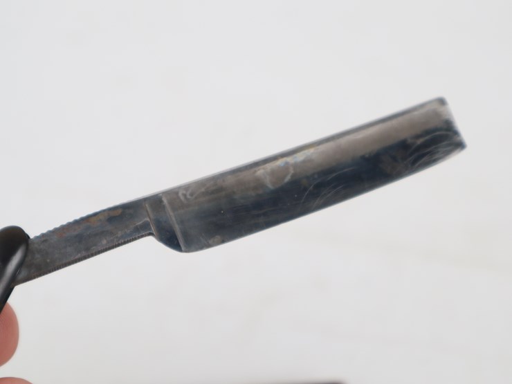 #28-•-#4257-•-(3)-antique-straight-razors-including-heinr-boker-&-co,-crown-&-sword,-and-geneva-cutlery-image-8