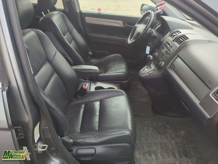 2010-honda-crv-image-18