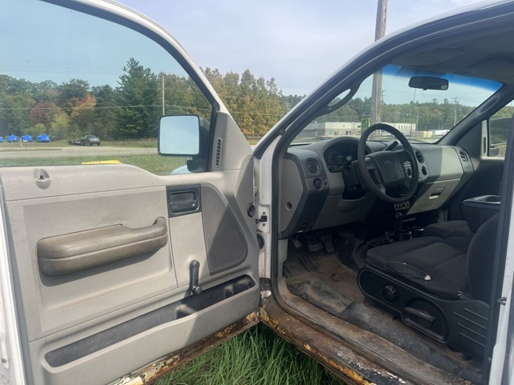 2007-ford-f150-xl-image-28