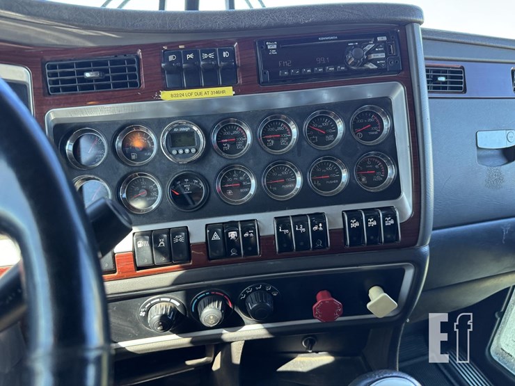 2009-kenworth-t800-image-86