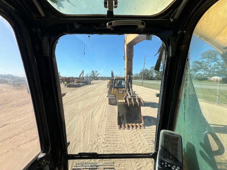 2007-caterpillar-325dl-image-47