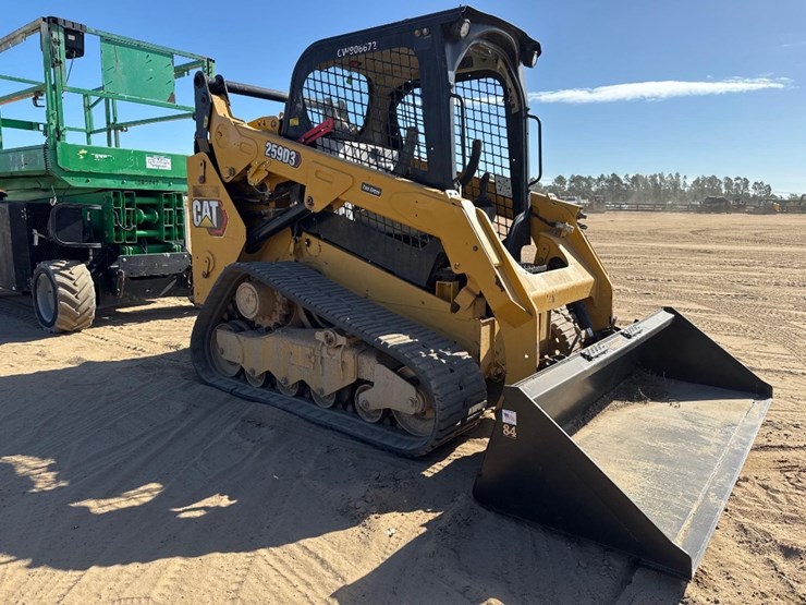 2020-caterpillar-259d3-image-4