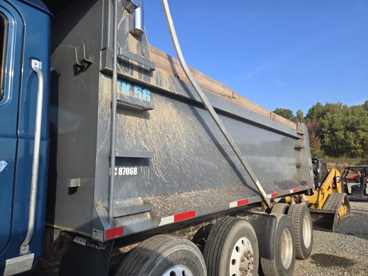 1997-mack-cl700-image-18