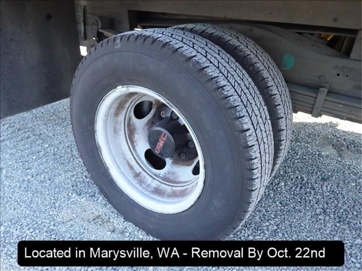 1999-gmc-3500-image-21