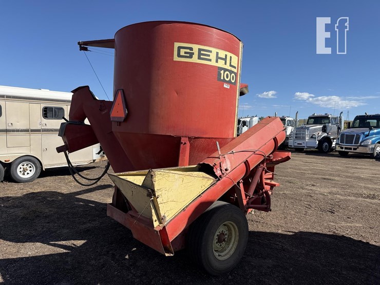 gehl-100-image-5