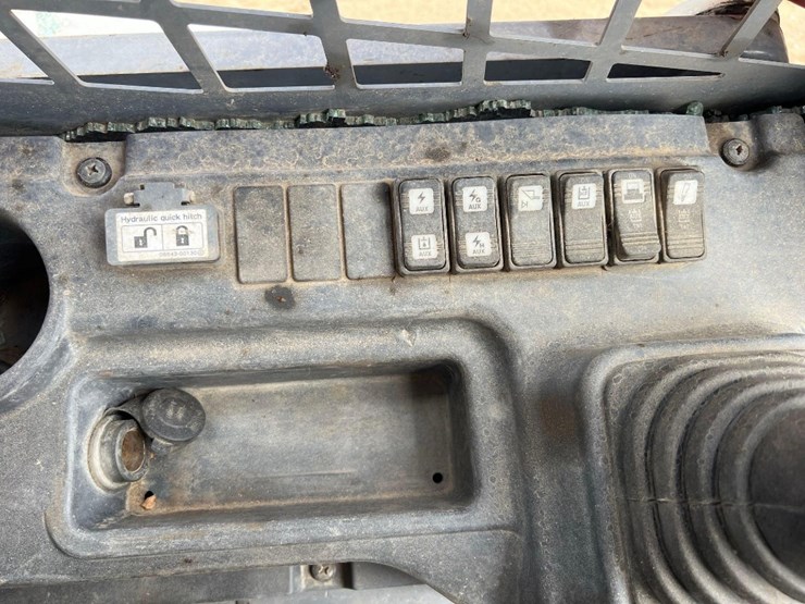 takeuchi-tl10v2-image-29