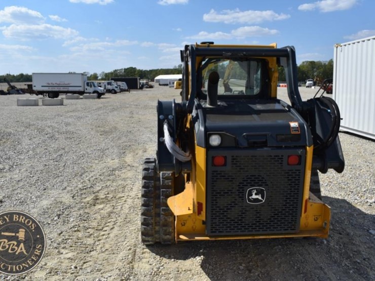 2021-deere-325g-image-57