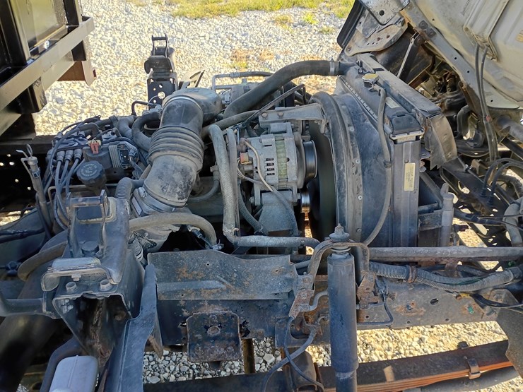2000-gmc-w3500-image-18