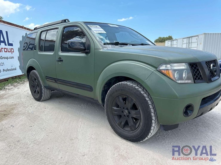 2005-nissan-pathfinder-image-2