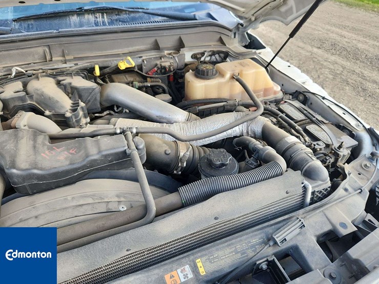 2013-ford-f550-image-31