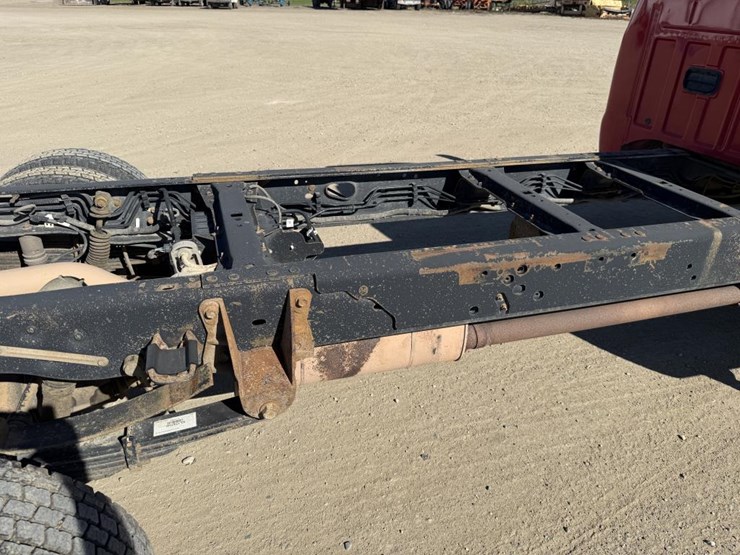 2011-ford-f450-xl-image-17
