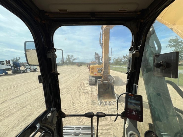 caterpillar-336-image-42