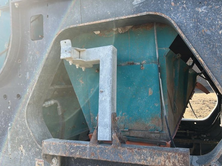 #119-•-2017-powerscreen-trakpactor-500-horizontal-impact-crusher-image-25