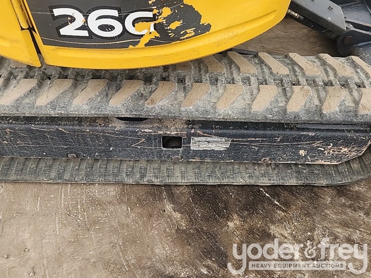 2021-deere-26g-image-13