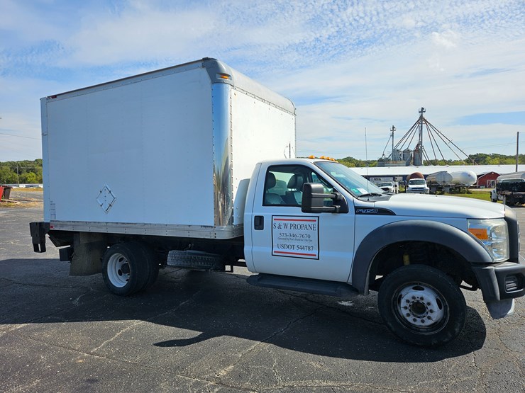 2015-ford-f450-image-22
