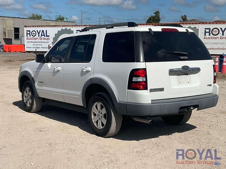 2007-ford-explorer-image-4