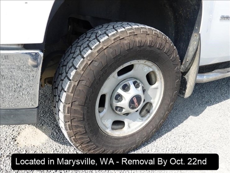 2011-gmc-2500-image-18