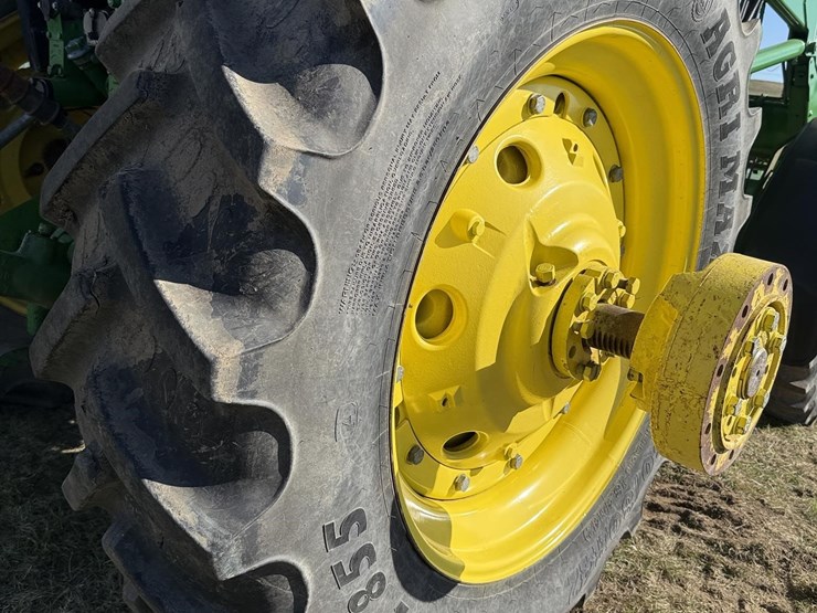 john-deere-4455-image-16