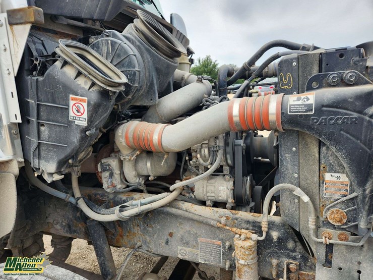 2009-kenworth-t370-image-21