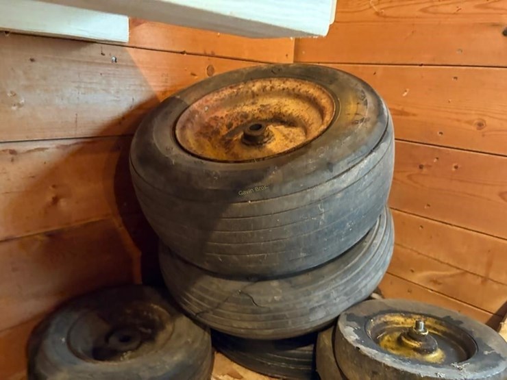 misc-garden-tires-image-3