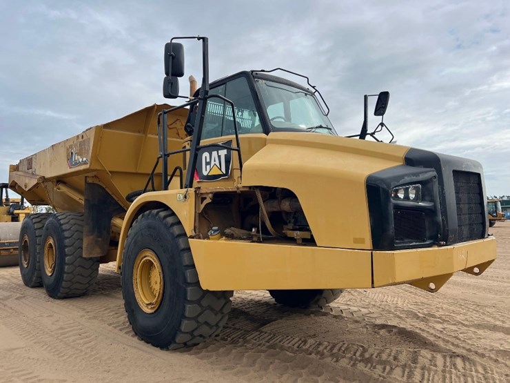 caterpillar-740b-image-6