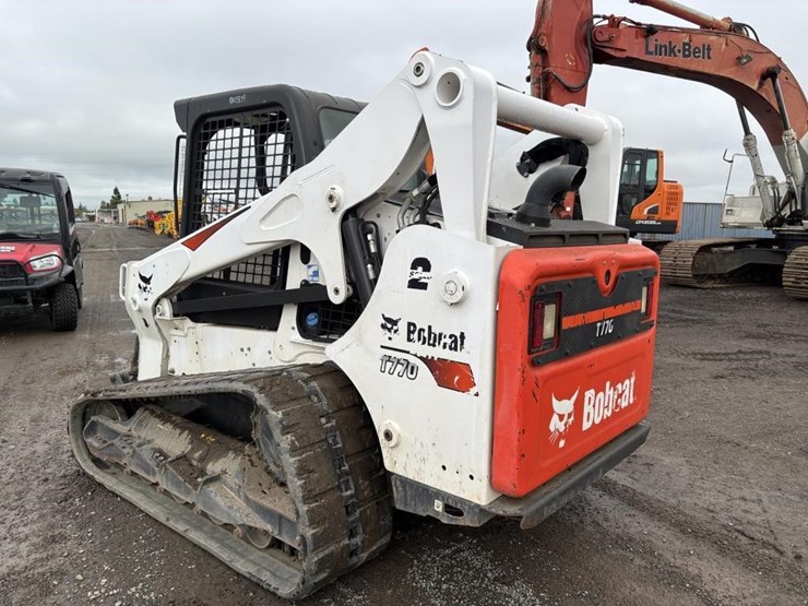 2021-bobcat-t770-image-4