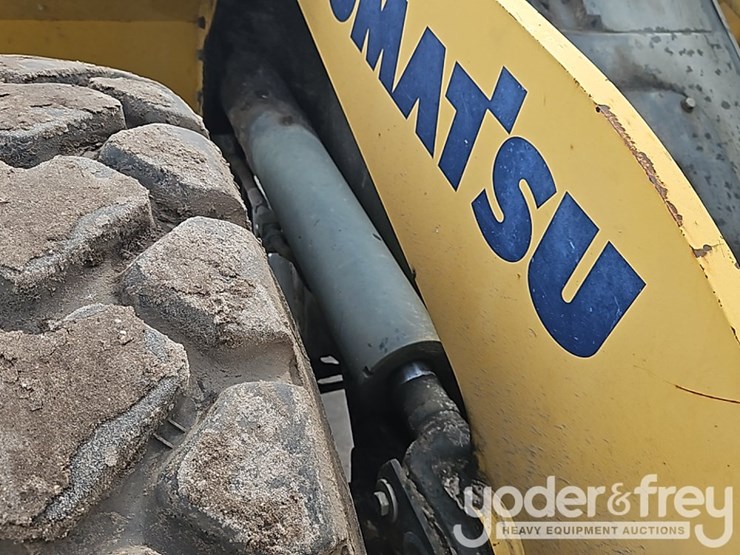 2005-komatsu-wa200-5-image-12