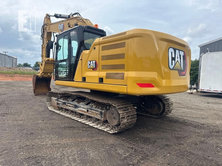 2021-caterpillar-320gc-image-6