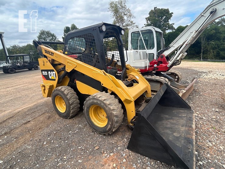 caterpillar-262d-image-1