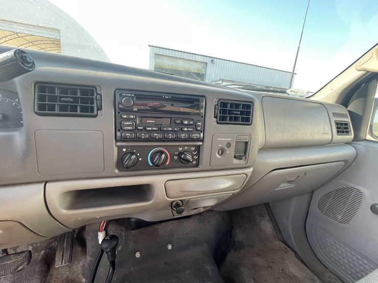 2000-ford-f250-xl-image-51
