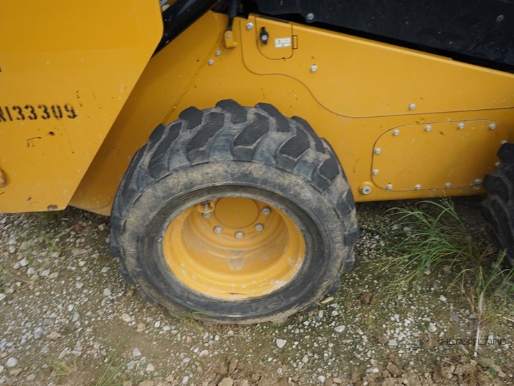 2019-caterpillar-262d-image-25