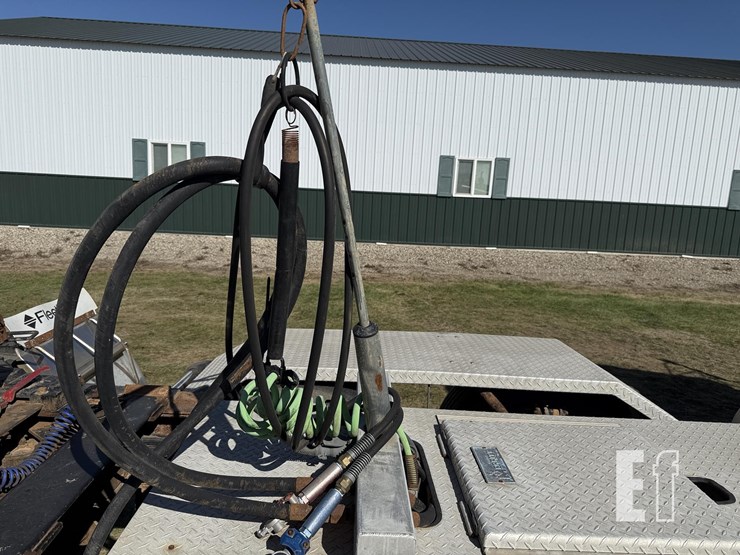 2009-kenworth-t800-image-10