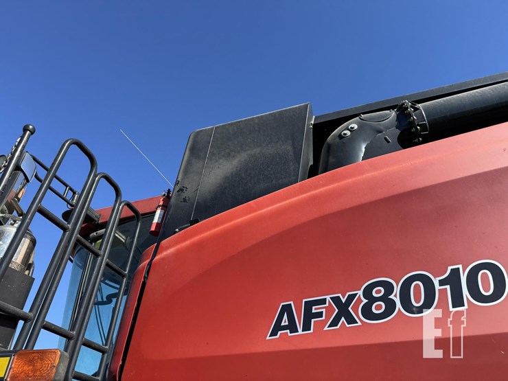 2004-case-ih-8010-image-28