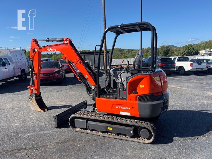 2023-kubota-kx033-4-image-2