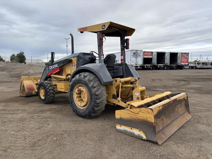2012-deere-210lj-image-4