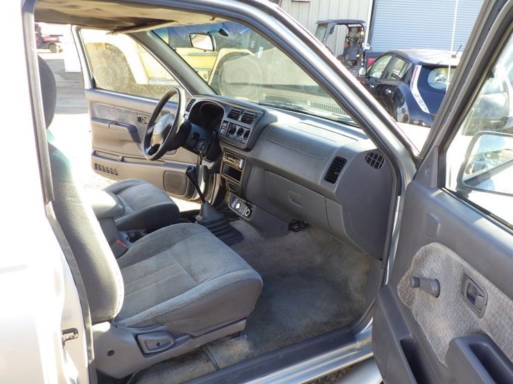 2000-nissan-frontier-image-6
