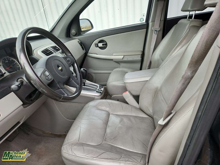 2005-chevrolet-equinox-image-14