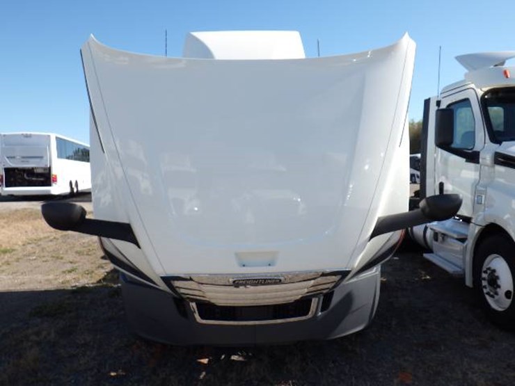 2018-freightliner-cascadia-126-image-14