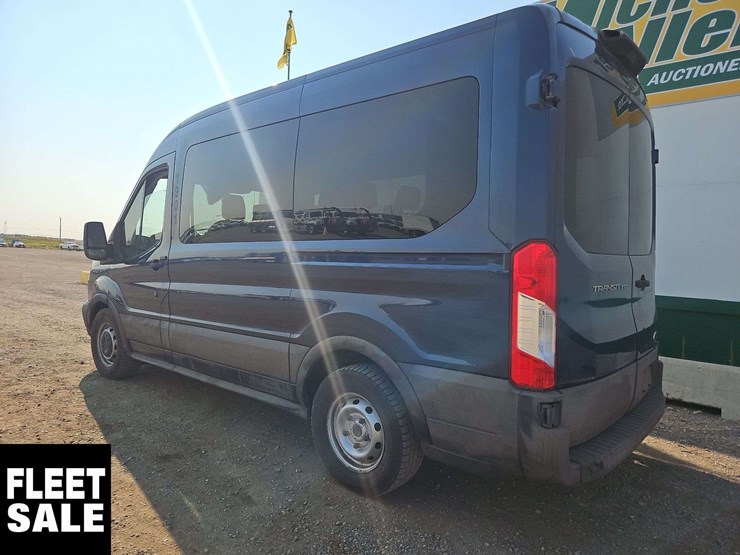 2019-ford-transit-image-3