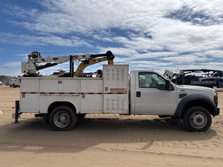 201-ford-f550-xl-image-5