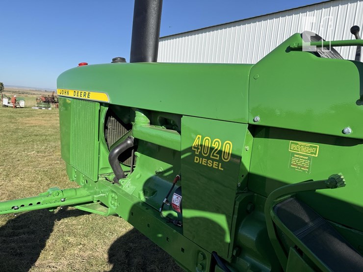 john-deere-4020-image-16