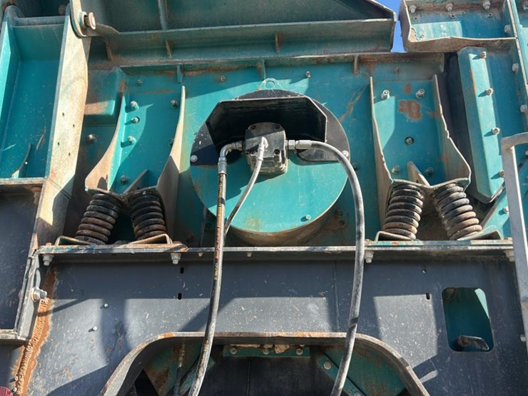 #119-•-2017-powerscreen-trakpactor-500-horizontal-impact-crusher-image-40
