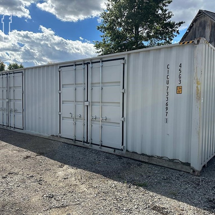 UNKNOWN 8'X40'X9.5' HIGH CUBE SHIPPING CONTAINER