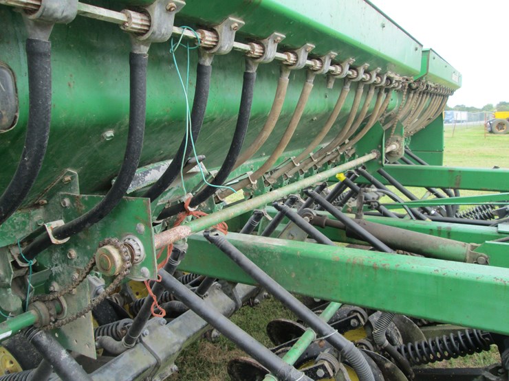 john-deere-750-image-23