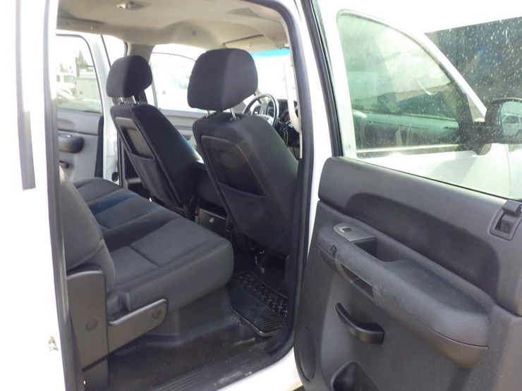 2013-gmc-1500-image-8