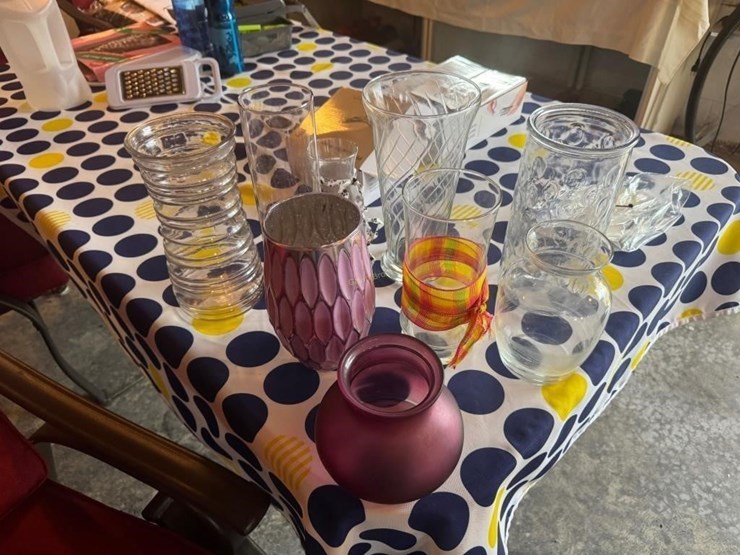 vases-image-1