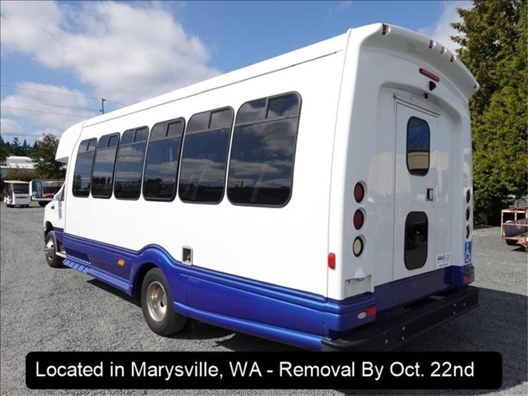 2012-ford-e450-image-12