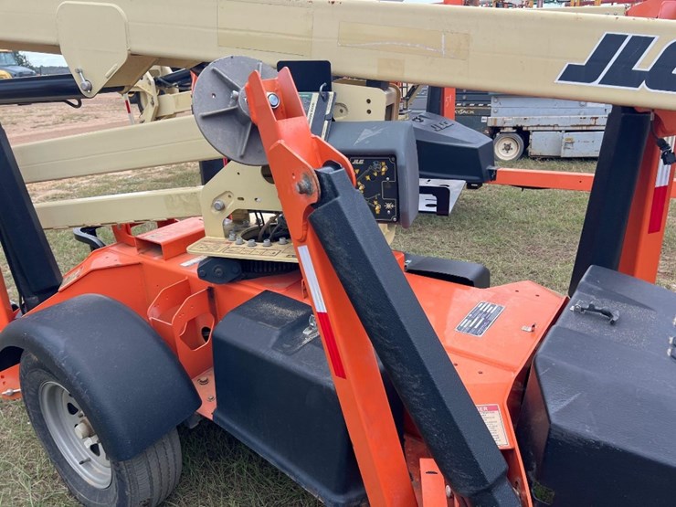 2021-jlg-t350-image-9